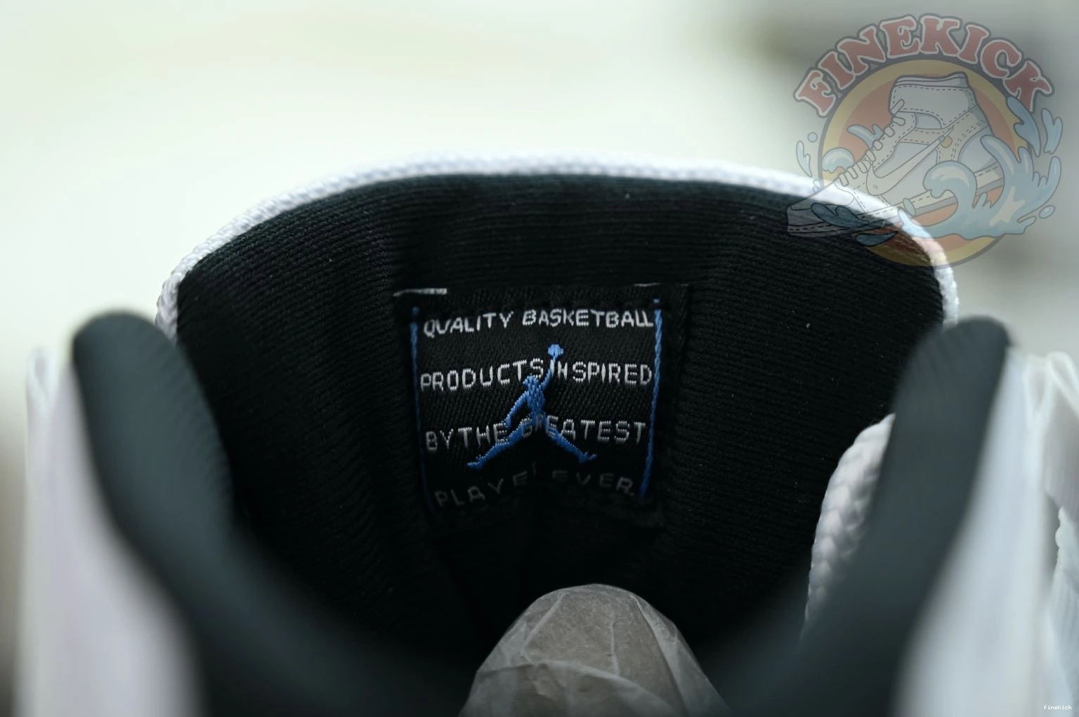 11“Legend Jordan Air 2024 Blue” Jordan 0924